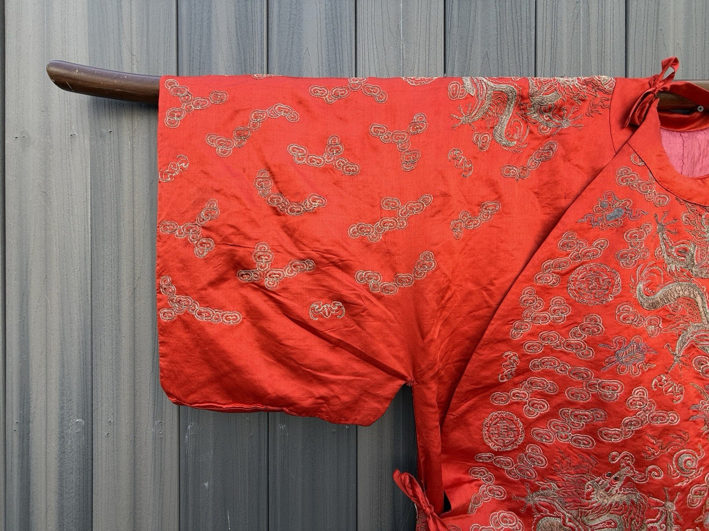 Antique Qing Dynasty Chinese Metallic Silk Embroidery Dragon Robe In Red Color2