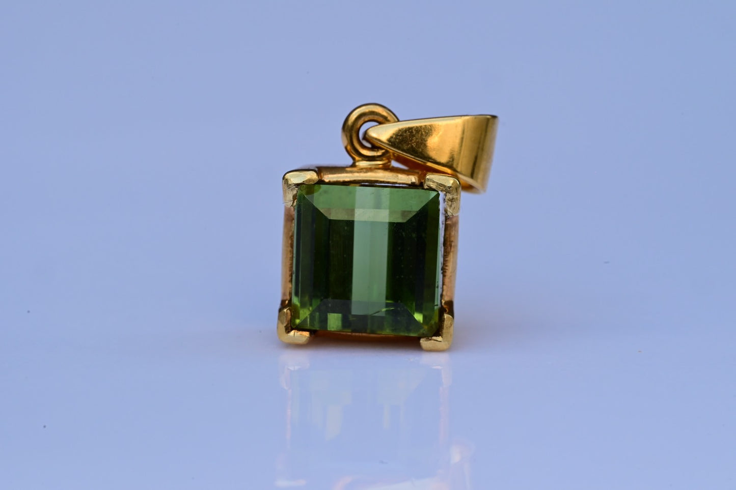 Stunning & Vibrant Light Green 5 ct Tourmaline Gemstone set in 22K Yellow Gold2