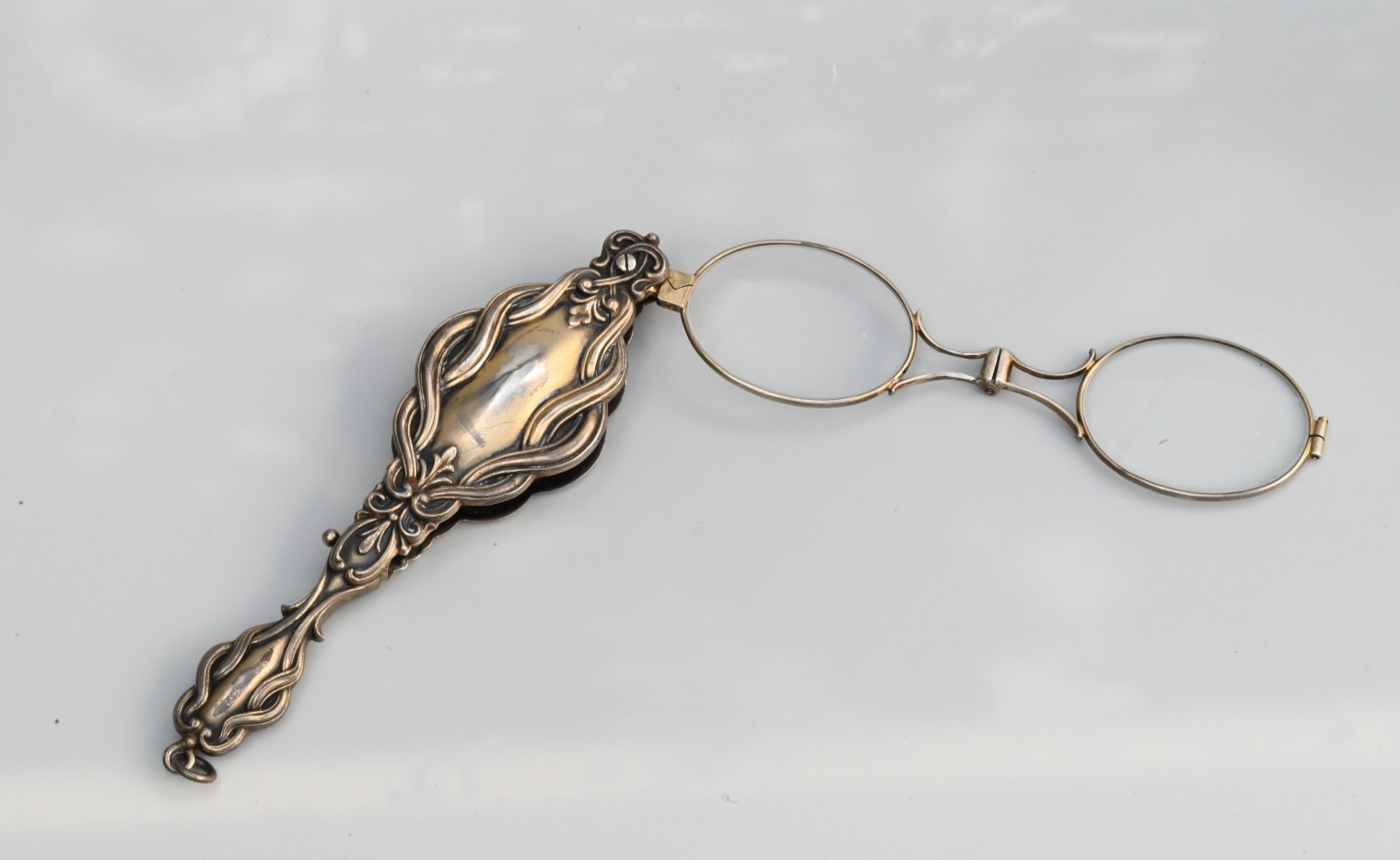Antique Victorian Art Nouveau Sterling Silver Lorgnette With Repousse Handle2