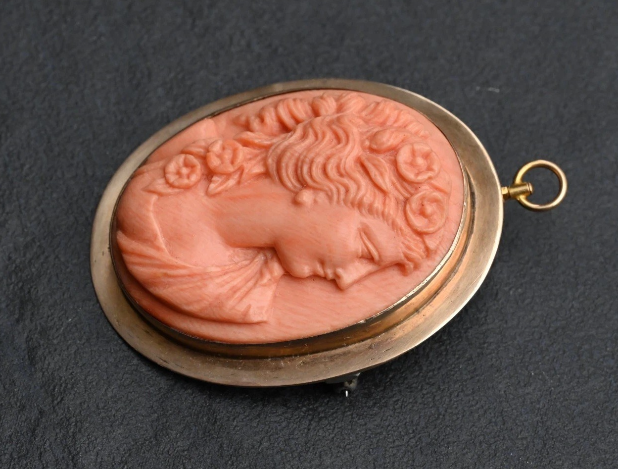 Gorgeous Antique Hand Carved Natural Coral Cameo Pendant In 12K Yellow Gold1