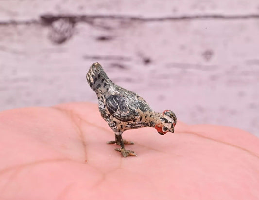 1900s Antique Austrian Vienna Cold Painted Bronze Figure of Chicken Searching0