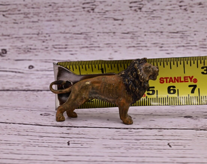 Original 1900s Detailed Antique Austrian Vienna Cold Painted Bronze of Lion7