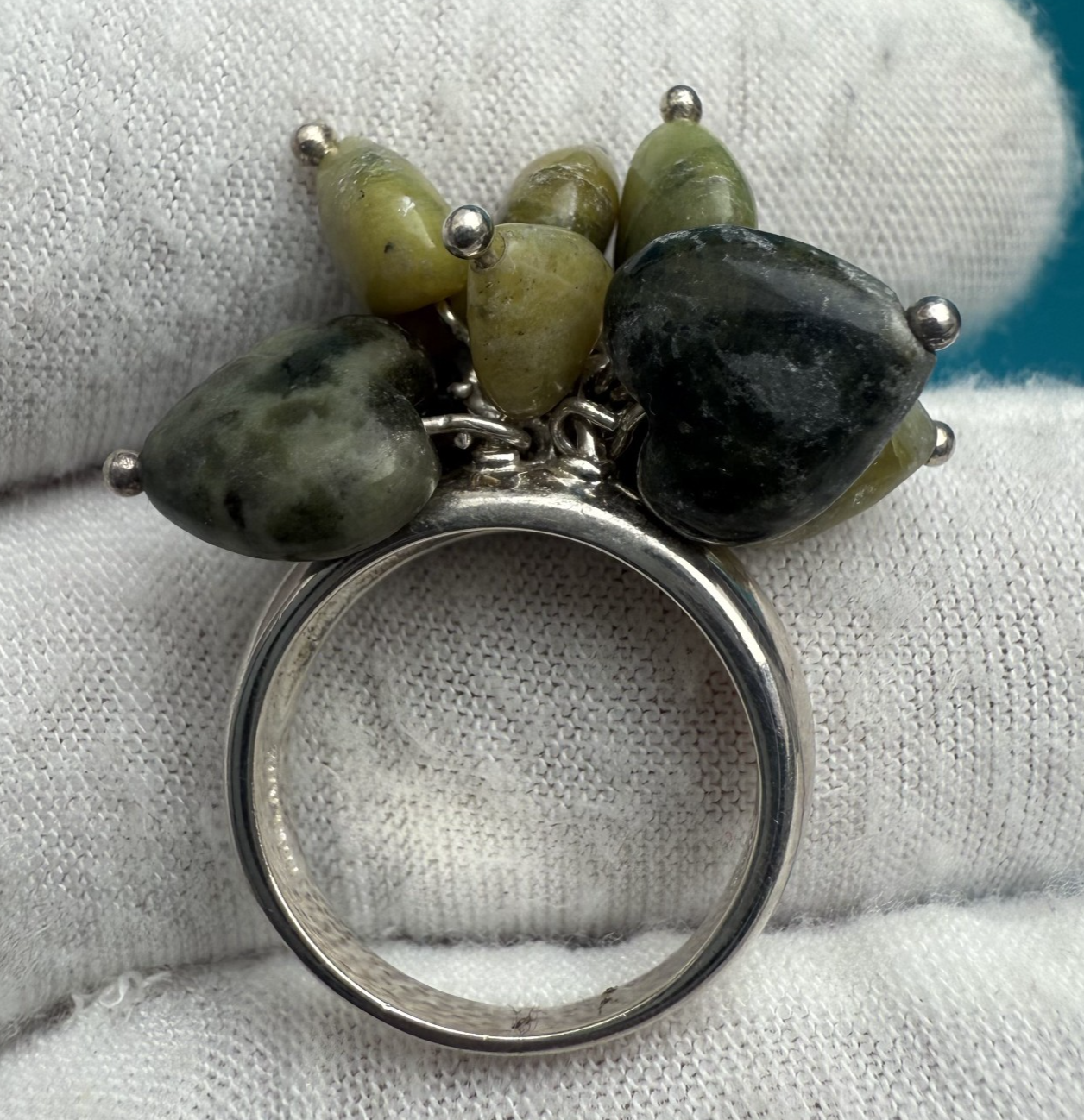 Lovely Sterling Silver Connemara Marble Dangling Hearts Ring4