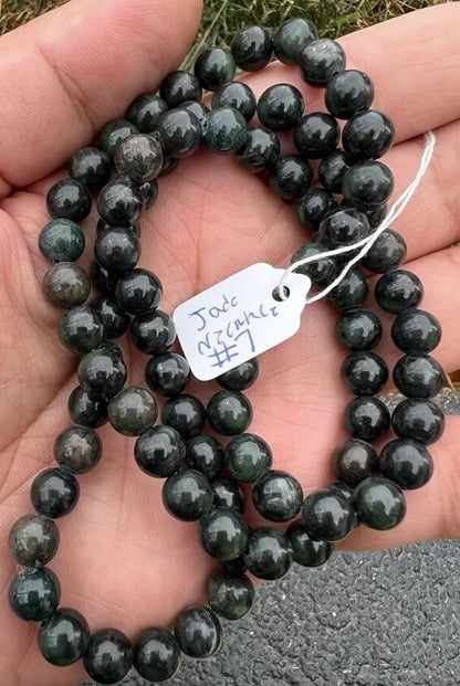 Leaf Green Antique / Vintage Spinach Natural Nephrite Jade Beaded Necklace11