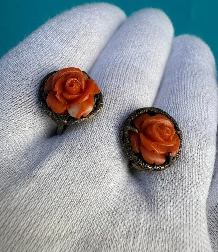Gorgeous Antique Victorian Natural Coral & Gilt Silver Earrings1