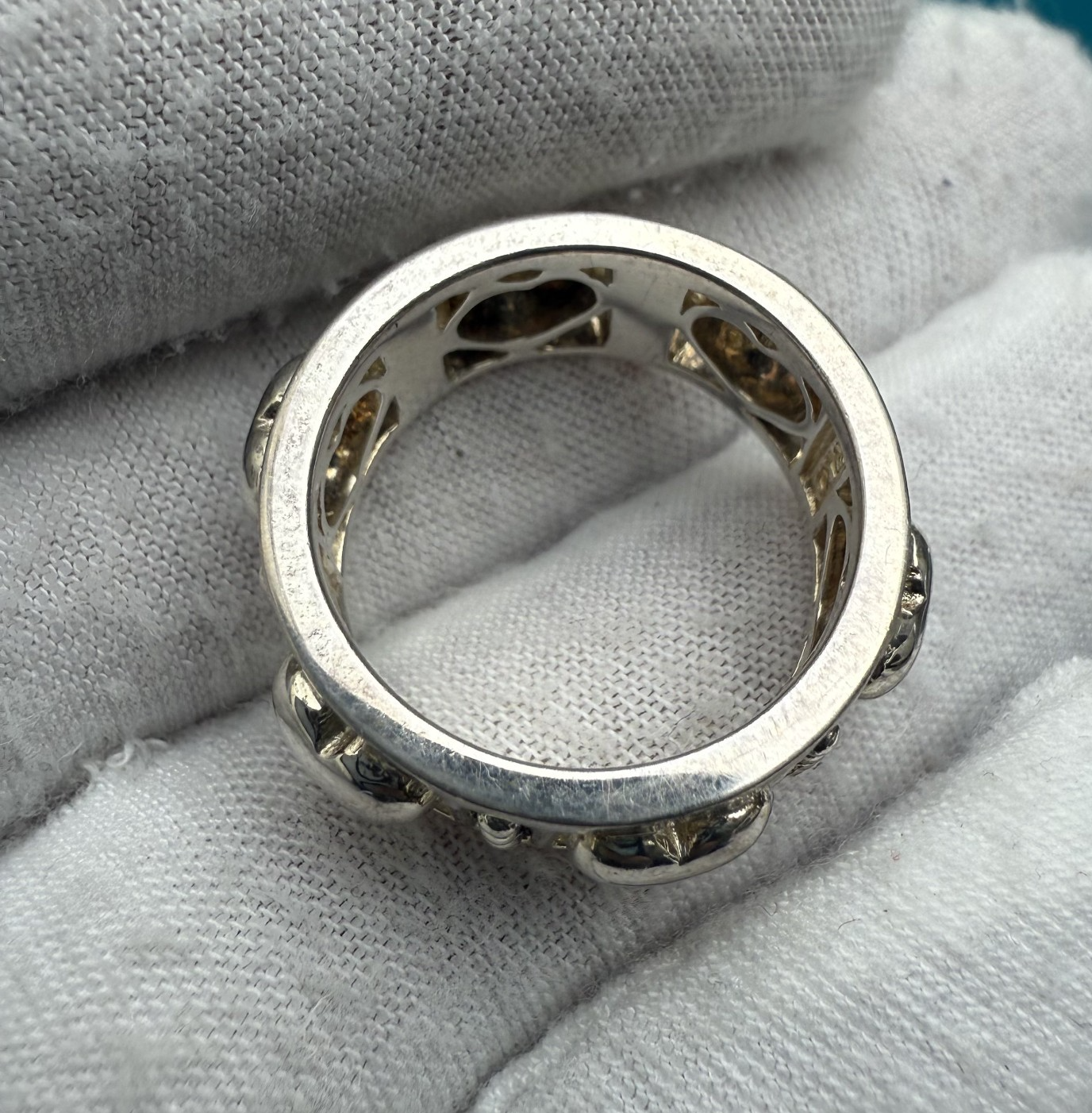 Lovely Sterling Silver Eternity Ring with Puffy Hearts Signed ECCLISSI5