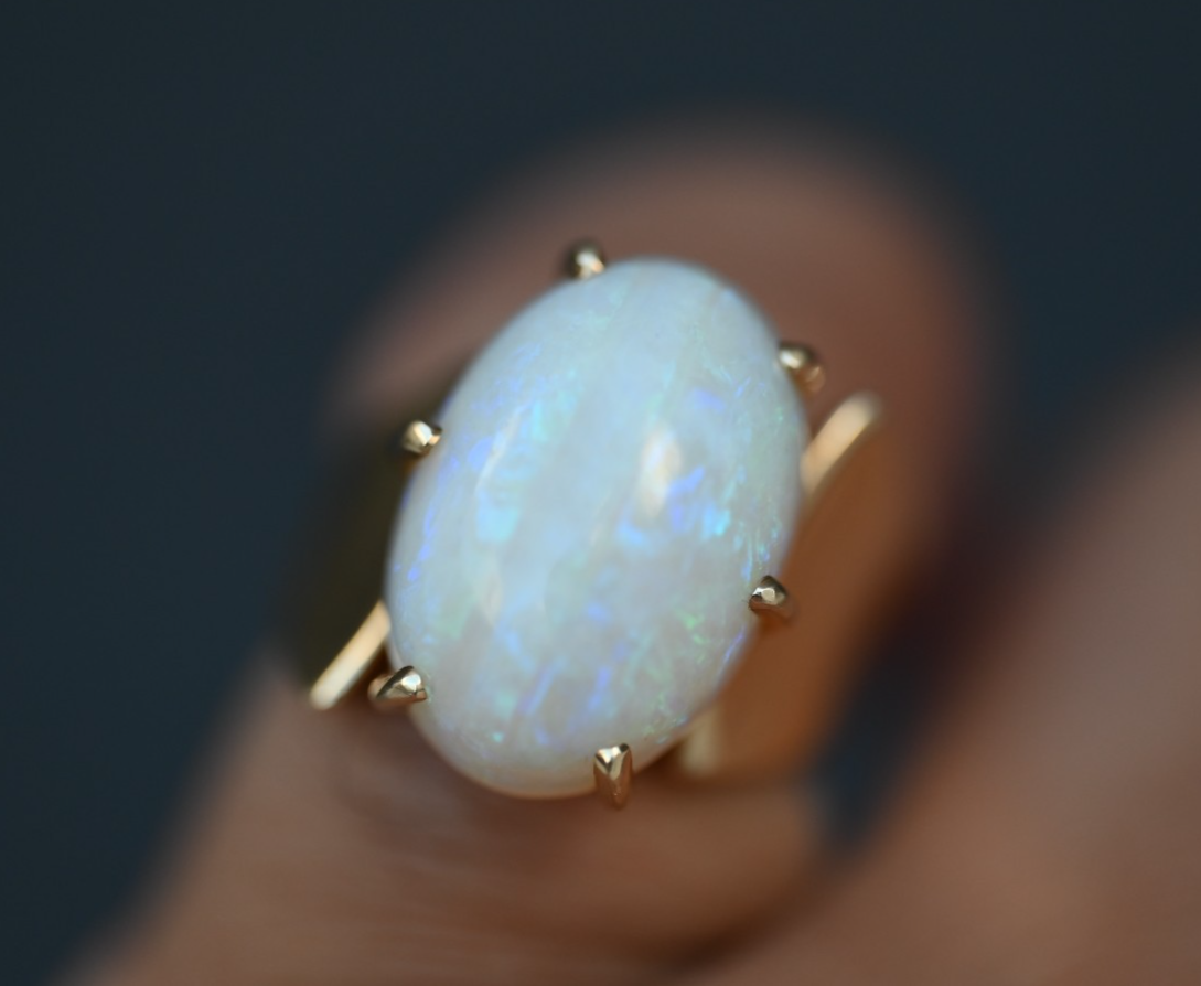 Gorgeous  Vintage Large Natural Opal Cabochon Ring Set in 14K Yellow Gold0