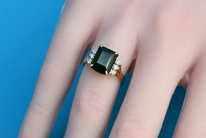 Emerald-Cut Green Tourmaline Flanked by Small Diamonds on 14K Yellow Gold Band9