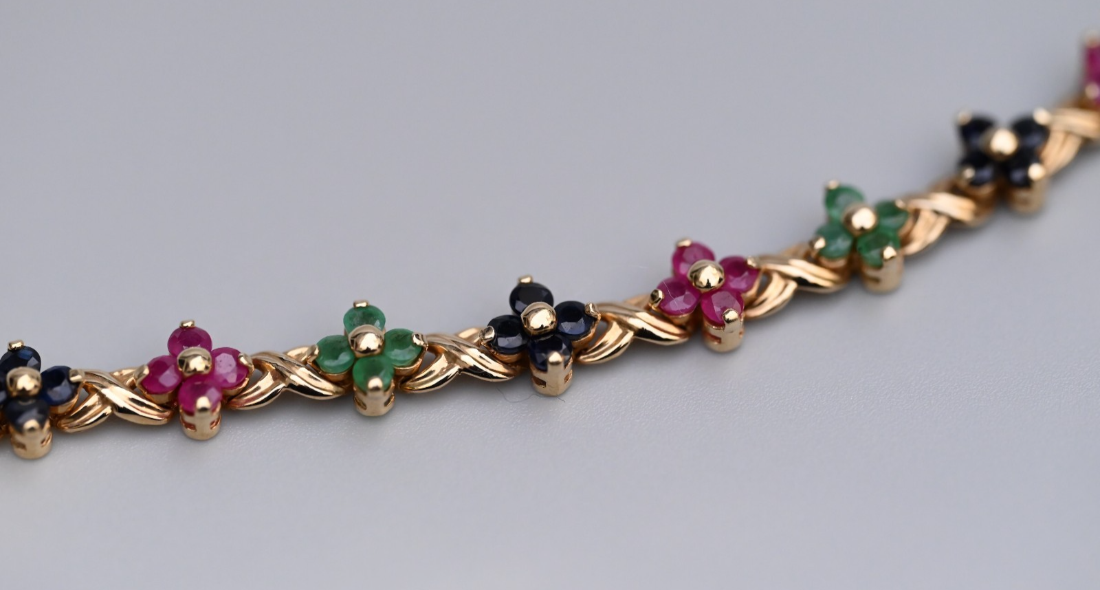 Beautiful Floral Tennis Bracelet with Sapphires, Rubies & Emeralds 14K YG 7 1/4"9