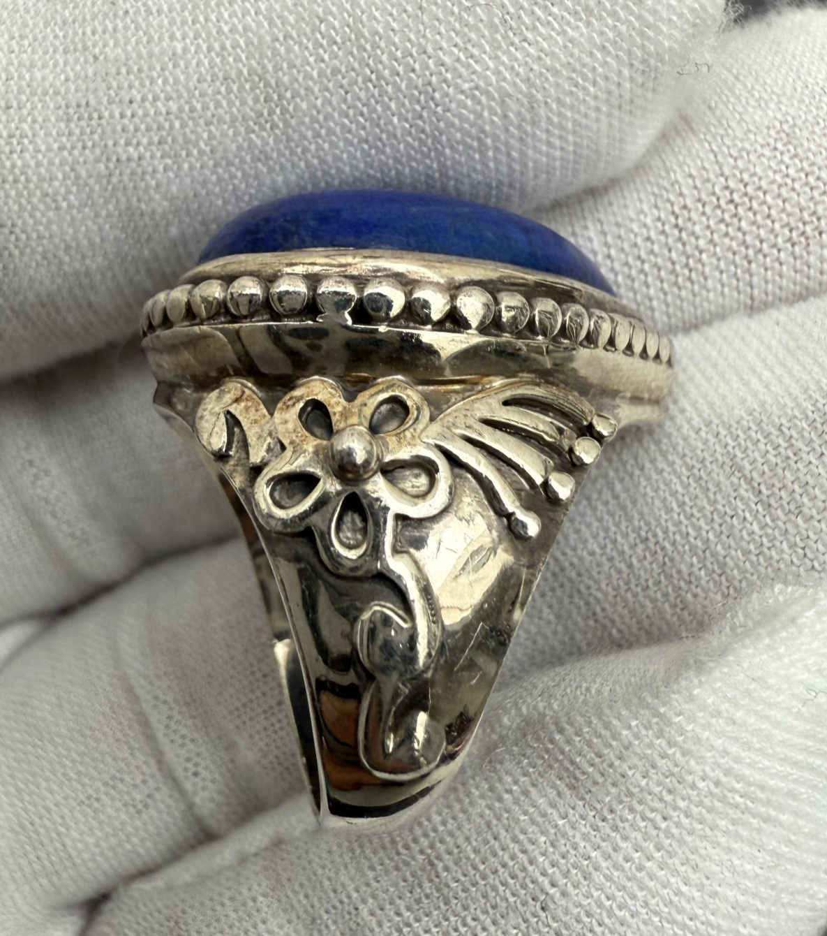 Elegant Lapis Lazuli Ring with Sterling Silver Setting4