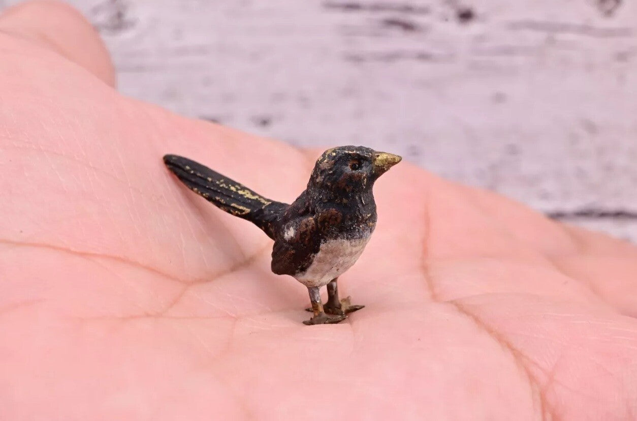 Highly Detailed Antique Austrian Vienna Cold Painted Bronze Small Black Bird9