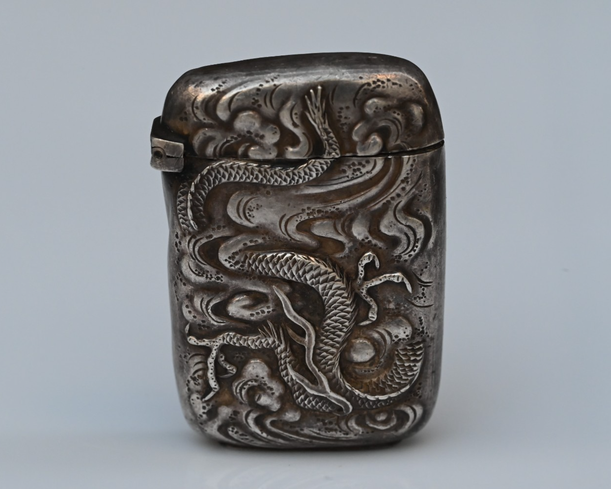 Extremely Detailed Antique Japanese Export Repoussé Silver Vesta Match Safe Case2