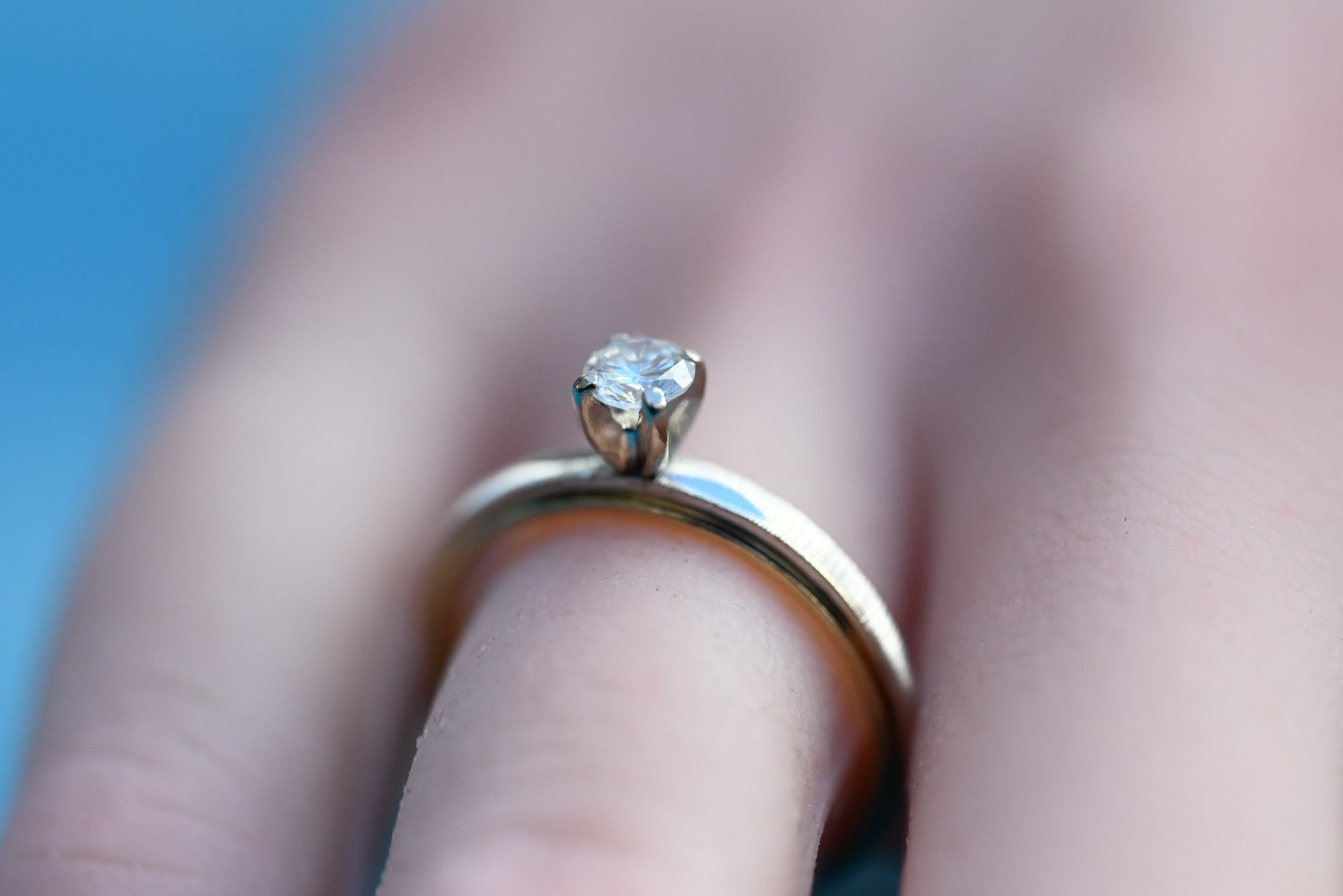 Gorgeous Vintage 14k Yellow Gold Ring W/ .25 Ct Diamond Solitaire3