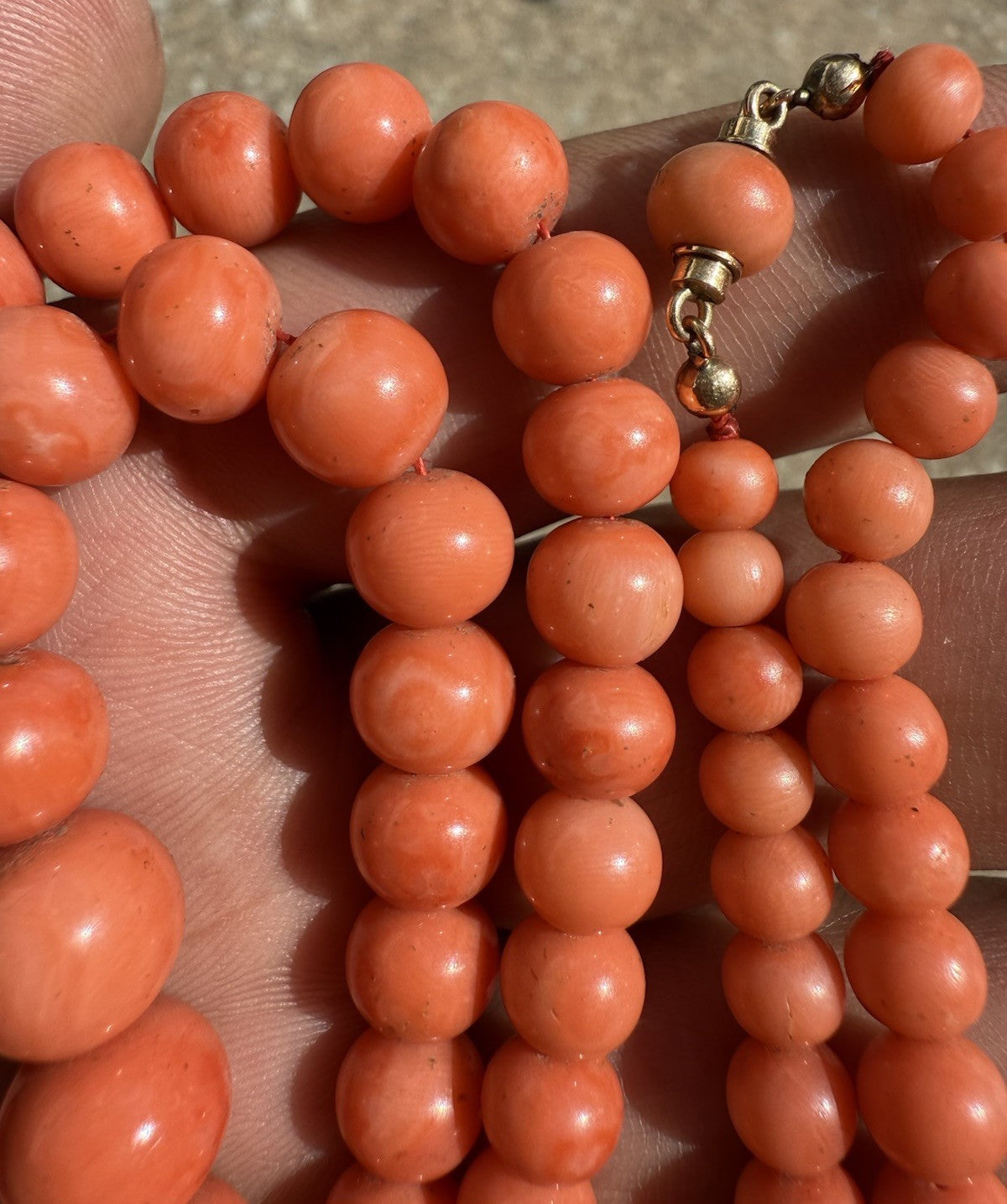 Gorgeous Natural Italian Light Red Round Coral Beaded Necklace With Gold Clasp10