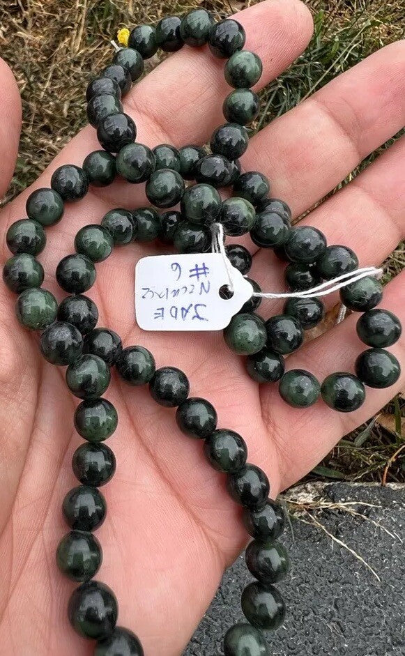 Great Deep Green Antique / Vintage Spinach Natural Nephrite Jade Beaded Necklace8