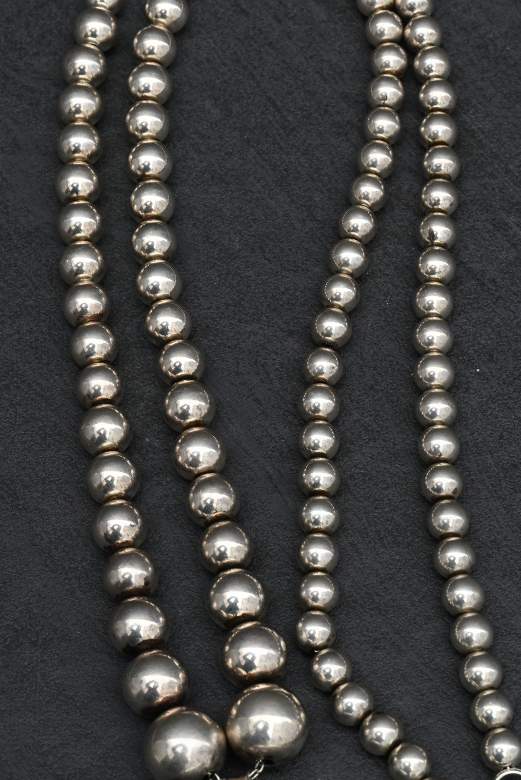 Beautiful Vintage Sterling Silver Beaded Necklace with Puffy Heart Pendant2