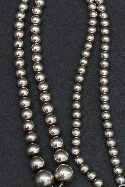 Beautiful Vintage Sterling Silver Beaded Necklace with Puffy Heart Pendant2
