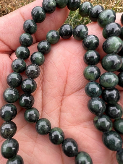 Elegant Green Antique / Vintage Spinach Natural Nephrite Jade Beaded Necklace2