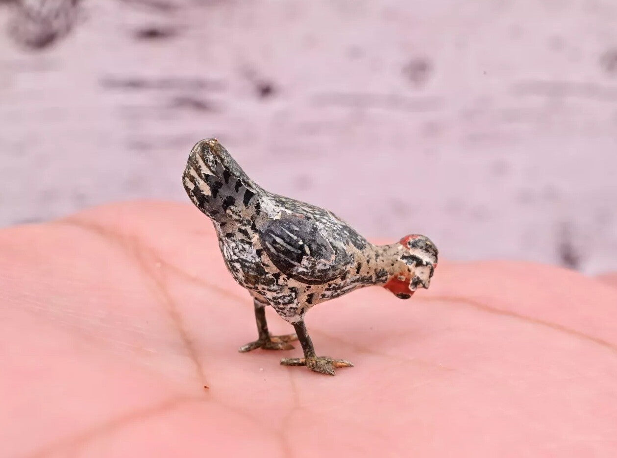 1900s Antique Austrian Vienna Cold Painted Bronze Figure of Chicken Searching4