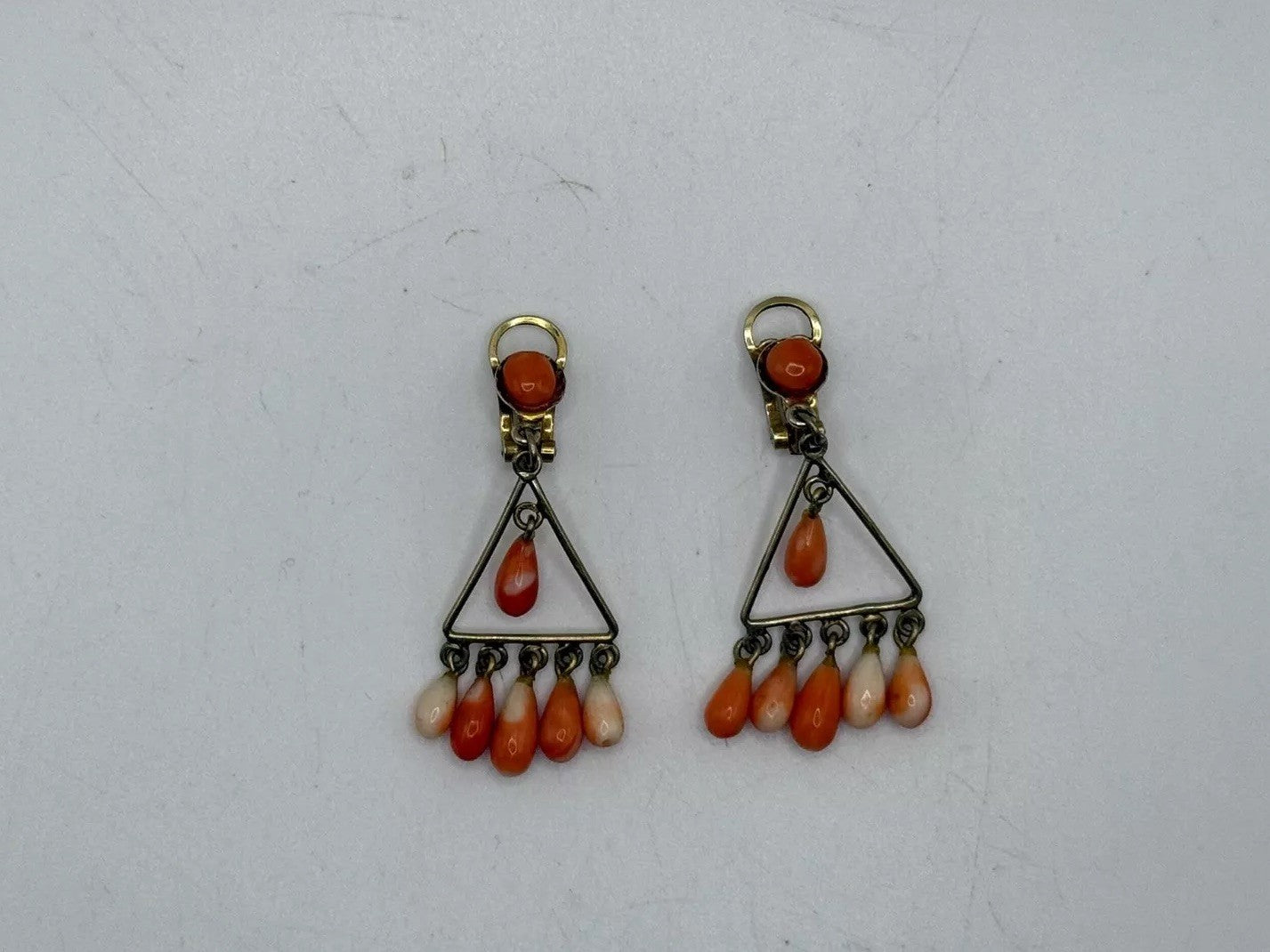 Gorgeous Antique Victorian Natural Coral & Gold Gilt Silver Clip On Earrings3