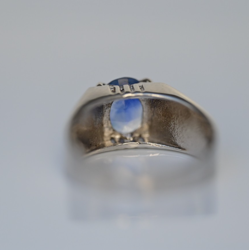 Gorgeous 18K White Gold with 2 ct Vivid Natural Blue Sapphire Ring3