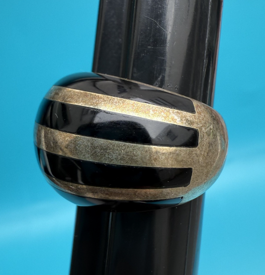 Very Beautiful Vintage Signed NJR Sterling Silver .925 Onyx Dome Ring0