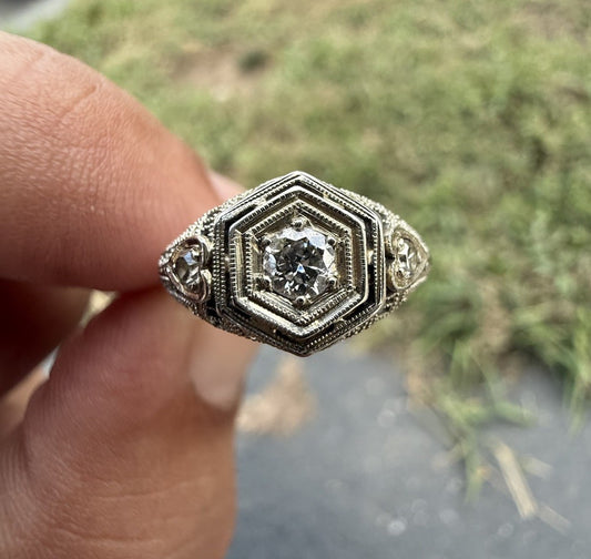 Hearts Design Antique Edwardian / Art Deco 1900s Diamond 18k White Gold0