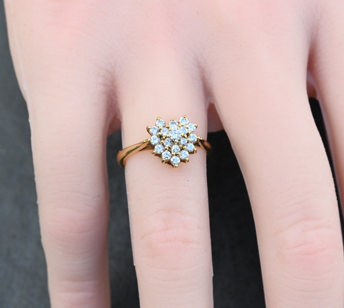 Stunning 18K Yellow Gold Natural Diamond Cluster Ring in Heart Shape Design6
