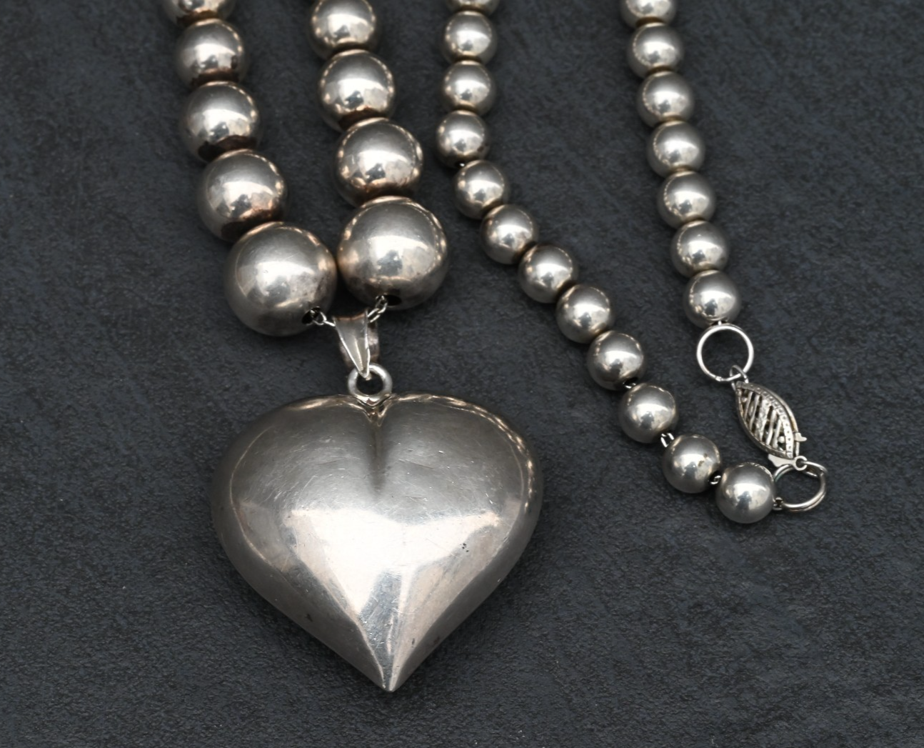 Beautiful Vintage Sterling Silver Beaded Necklace with Puffy Heart Pendant1