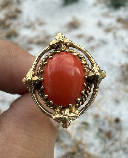 Superb Antique / Vintage Italian Natural Red Coral & 14k Yellow Gold Ring0