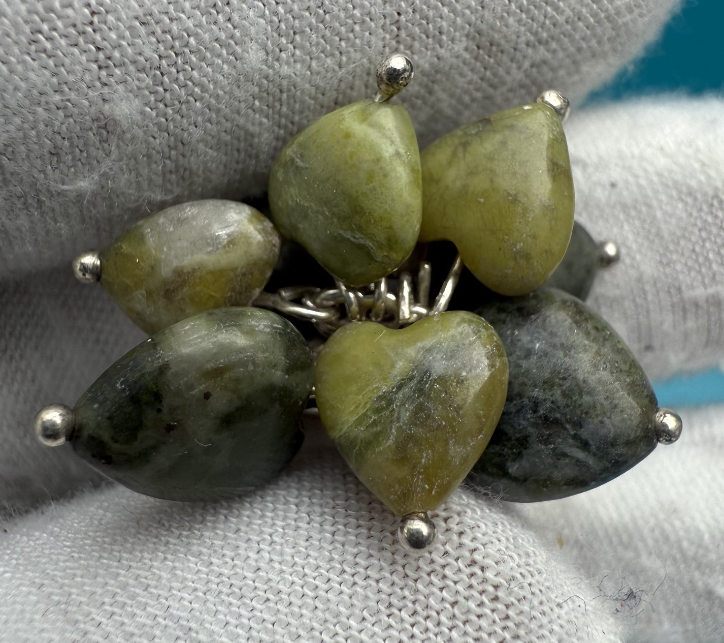 Lovely Sterling Silver Connemara Marble Dangling Hearts Ring3