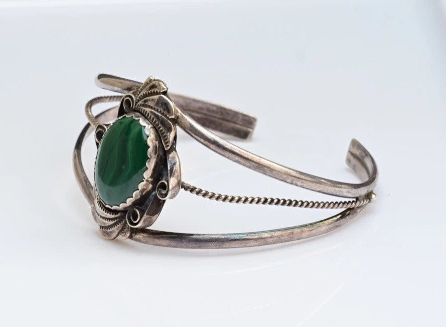 Vintage Signed Sterling Silver 925 Native American Green Malachite Cuff Bracelet2