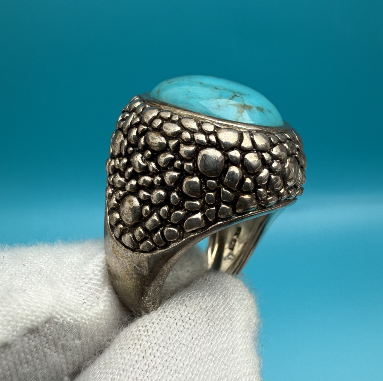 Gorgeous Whitney Kelly Sterling Silver & Turquoise Dome Ring w/ Pebbled Texture3