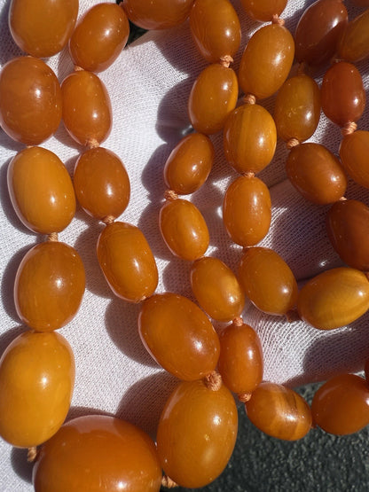 Wonderful Antique / Vintage Natural Butterscotch Amber Necklace6