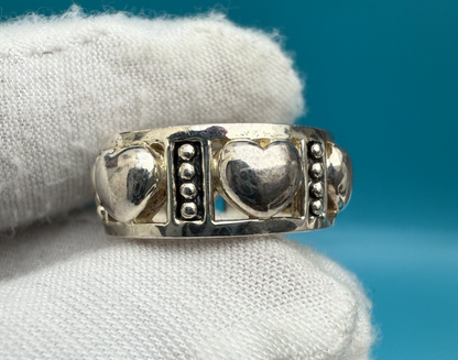 Lovely Sterling Silver Eternity Ring with Puffy Hearts Signed ECCLISSI8