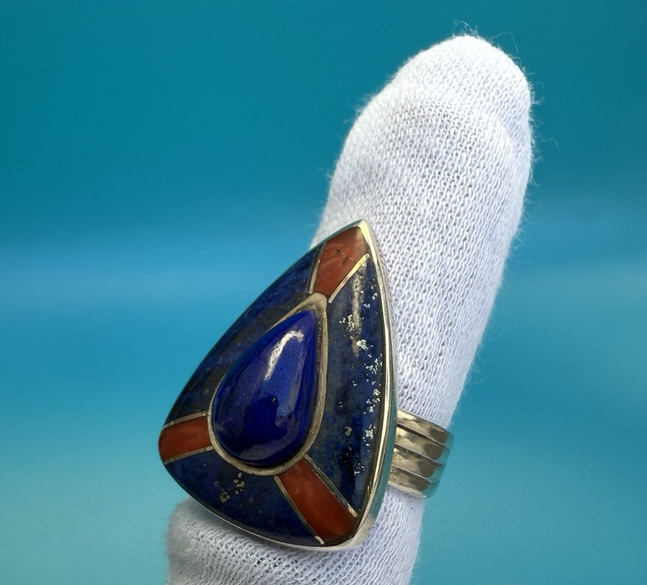 Exquisite Signed Native American Shield Ring w, Lapis & Coral Inlay 5