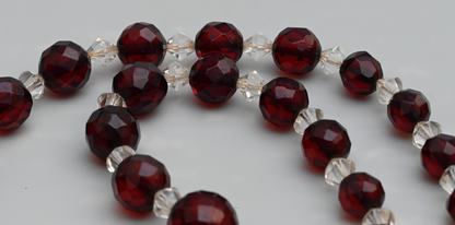 Beautiful Antique / Vintage Art Deco Faceted Cherry Bakelite Necklace2