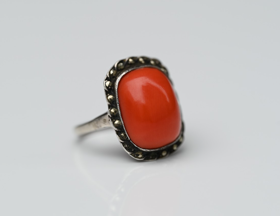 Beautiful Antique Sterling Silver Ring with Gorgeous Red Cabochon Natural Coral2