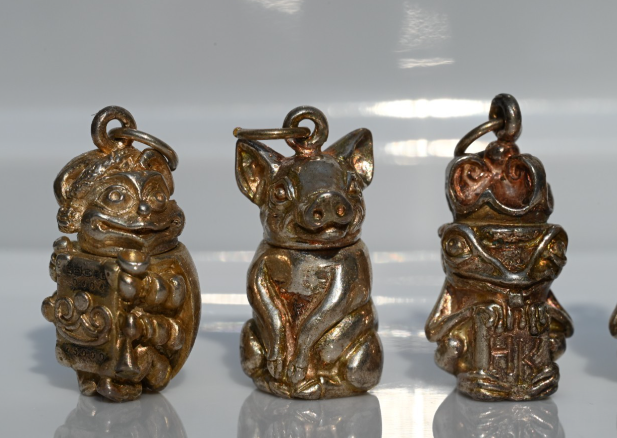 Rare Harmony Kingdom Lord Byron Sterling Silver Tiny Treasure Storage Pendants1