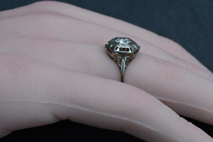 Gorgeous Antique Art Deco Period 14K White Gold Ring with .30 ct Natural Diamond4
