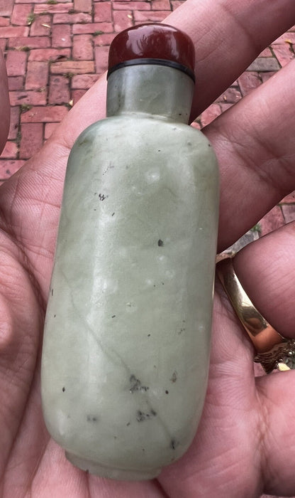 Elegant Antique / Vintage Chinese Hand Carved Natural Jade Snuff Bottle2