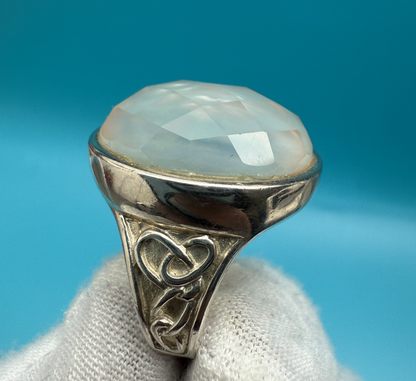Vintgage Whitney Kelly Sterling Silver Ring with Faceted Mother of Pearl 2