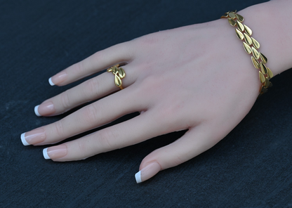 Hard to Find Designer Robert Lee Morris 18K Yellow Gold Dart Motif Bracelet1