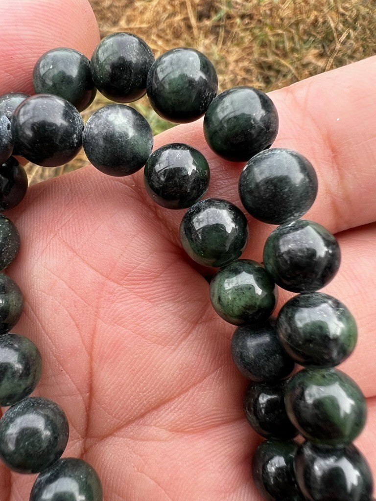 Leafy Green Antique / Vintage Spinach Natural Nephrite Jade Beaded Necklace3