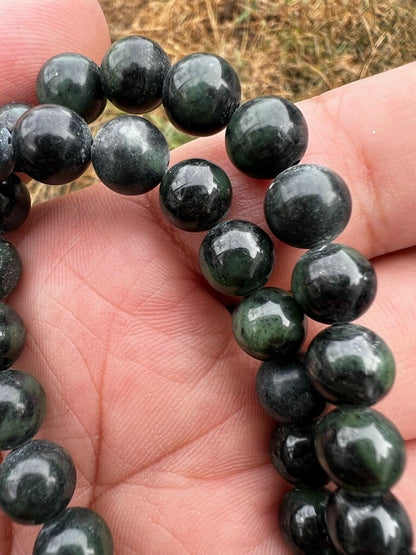 Leafy Green Antique / Vintage Spinach Natural Nephrite Jade Beaded Necklace3