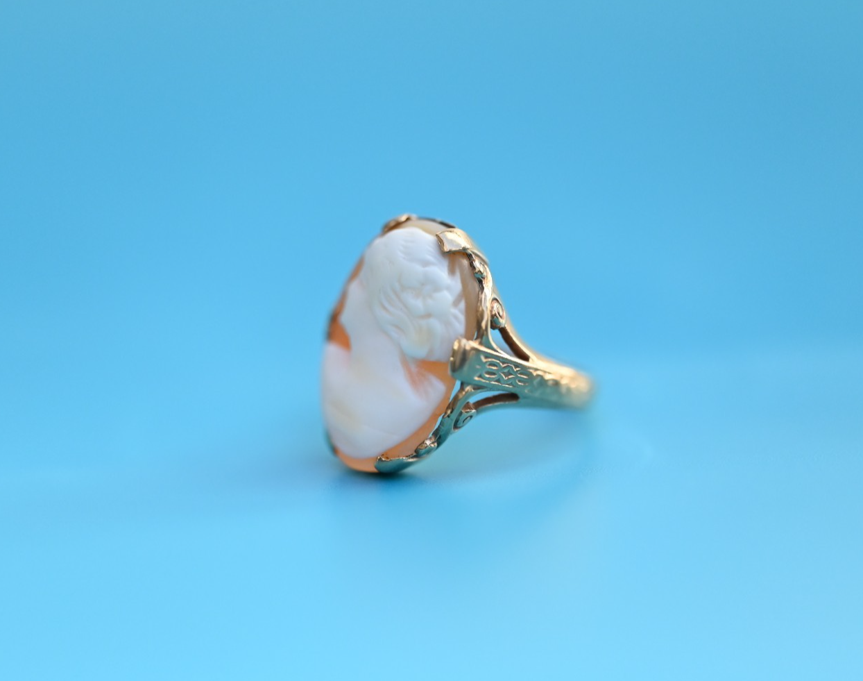 Superb Antique Carved Cameo & 10K Yellow Gold Ring2
