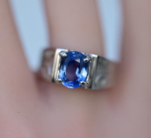 Gorgeous 18K White Gold with 2 ct Vivid Natural Blue Sapphire Ring0