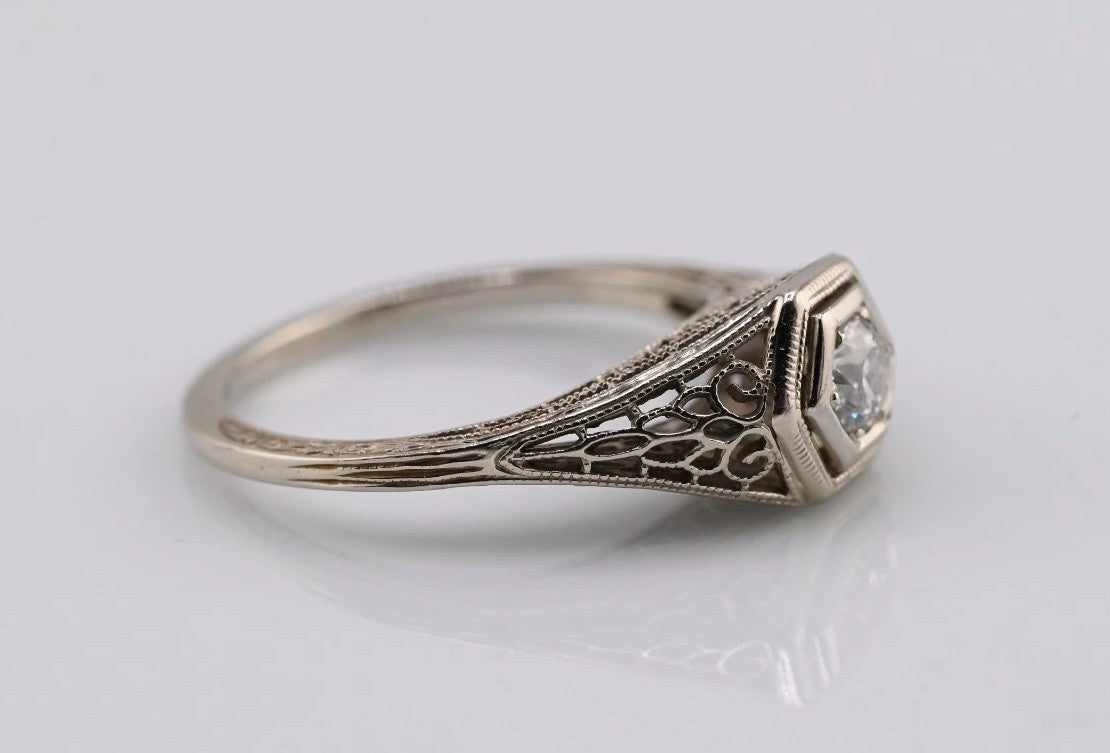 Antique Art Deco 1900s Filigree Motif 18k White Gold & Diamond Ring2