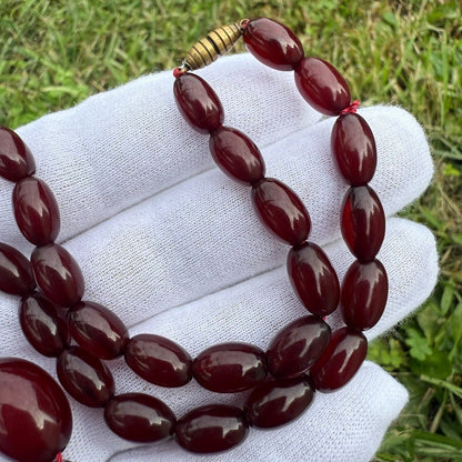 Antique Cherry Amber Beaded Necklace 42 Grams2