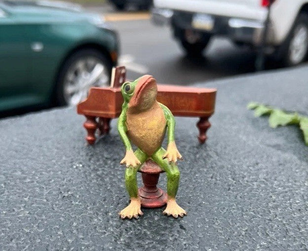 Gorgeous Cold Painted Austrian Vienna Cold Painted Musical Frog Pianist ￼￼7